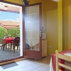 Séjour et terrasse